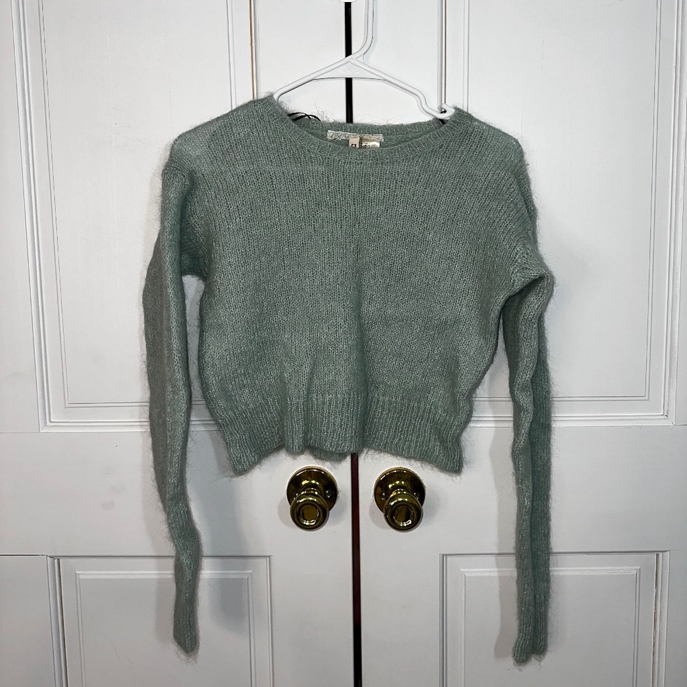 H&M Mint Green Cropped Sweater S